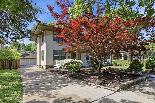 203 W 66th Terrace, Kansas City, MO 64113