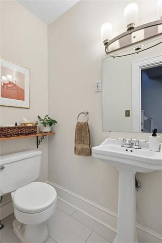 203 W 66th Terrace, Kansas City, MO 64113