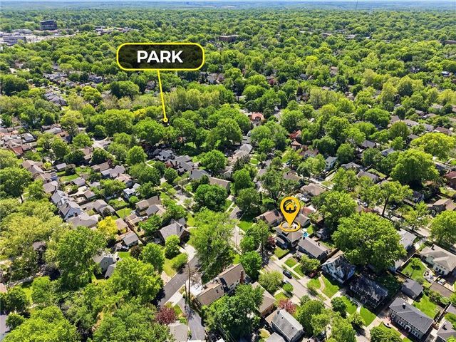 203 W 66th Terrace, Kansas City, MO 64113