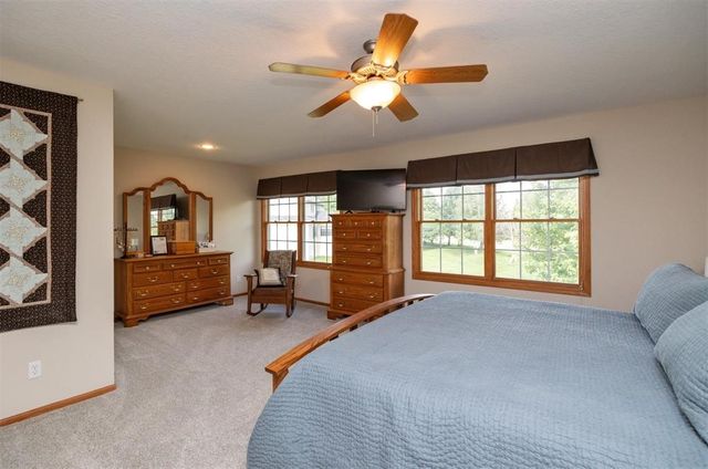 106 SW Stonegate Drive, Ankeny, IA 50023