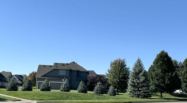 106 SW Stonegate Drive, Ankeny, IA 50023
