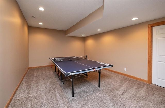 106 SW Stonegate Drive, Ankeny, IA 50023