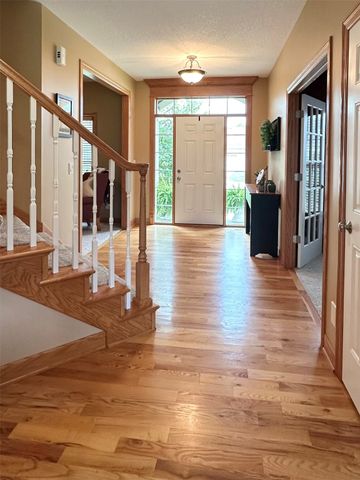 106 SW Stonegate Drive, Ankeny, IA 50023