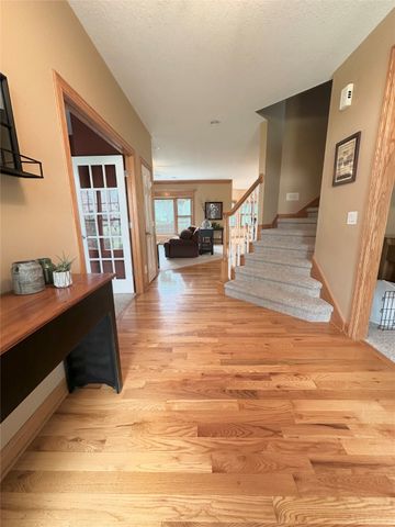 106 SW Stonegate Drive, Ankeny, IA 50023