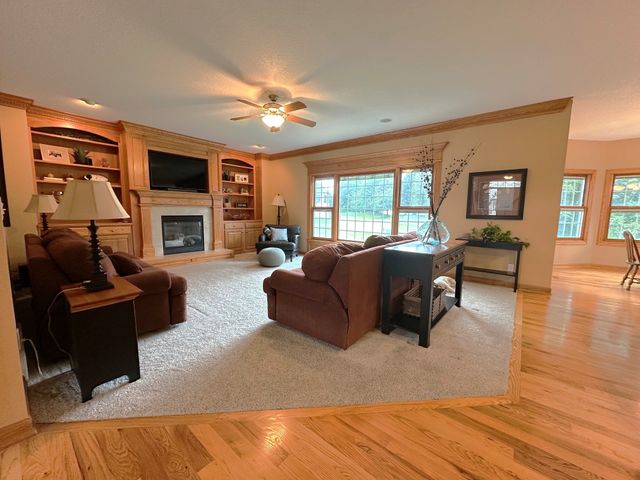 106 SW Stonegate Drive, Ankeny, IA 50023