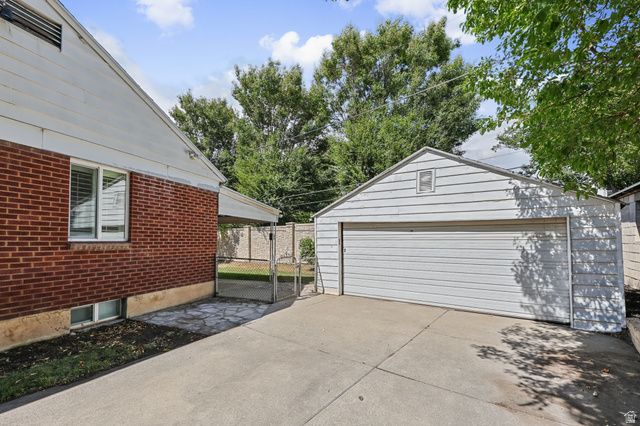 1147 E RIDGEDALE CIR, Millcreek, UT 84106