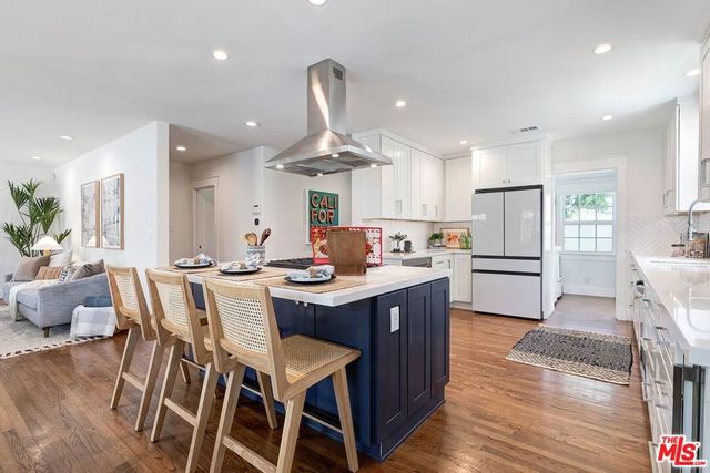 5654 Fallsgrove Street, Los Angeles, CA 90016
