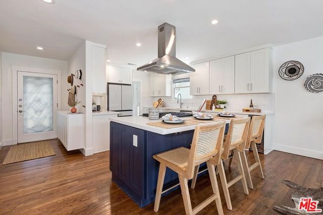 5654 Fallsgrove Street, Los Angeles, CA 90016