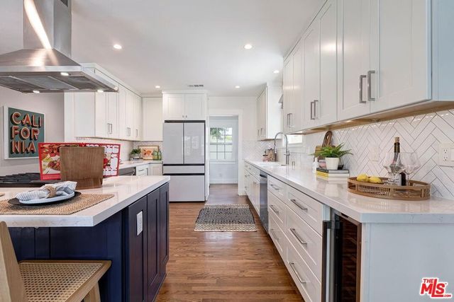 5654 Fallsgrove Street, Los Angeles, CA 90016