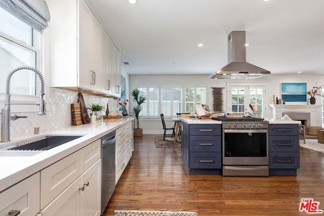 5654 Fallsgrove Street, Los Angeles, CA 90016