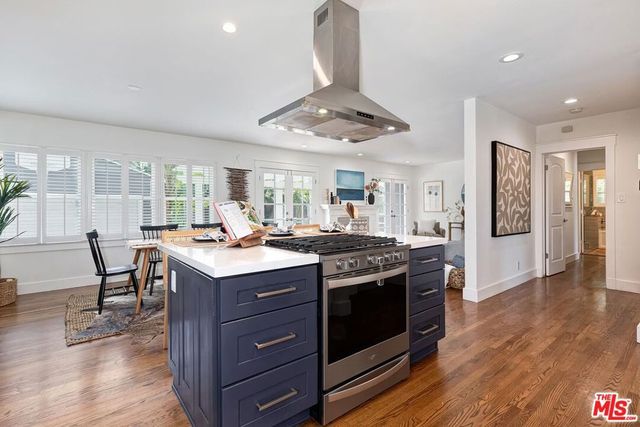 5654 Fallsgrove Street, Los Angeles, CA 90016