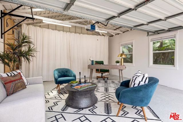 5654 Fallsgrove Street, Los Angeles, CA 90016
