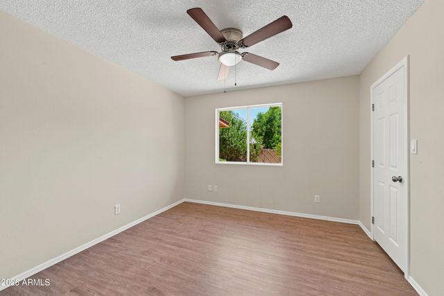 3614 W GROVERS Avenue, Glendale, AZ 85308