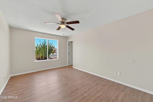 3614 W GROVERS Avenue, Glendale, AZ 85308