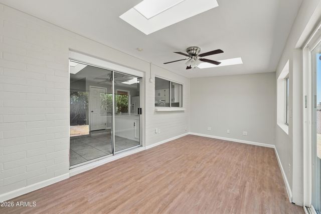 3614 W GROVERS Avenue, Glendale, AZ 85308