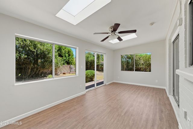 3614 W GROVERS Avenue, Glendale, AZ 85308