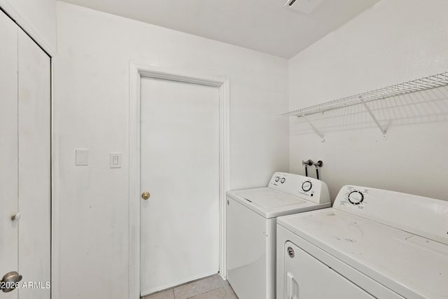 3614 W GROVERS Avenue, Glendale, AZ 85308