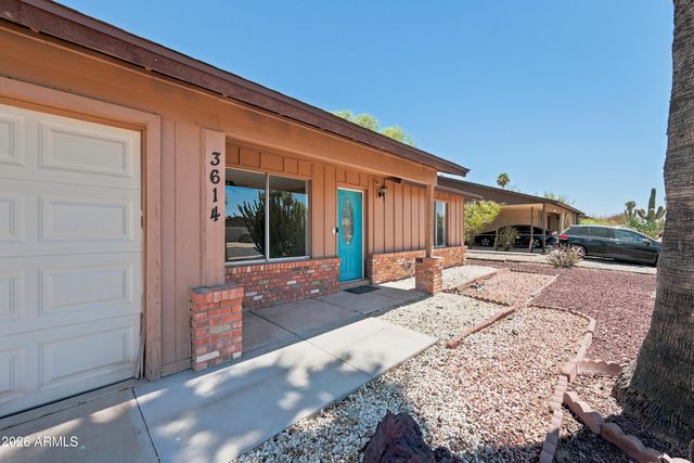 3614 W GROVERS Avenue, Glendale, AZ 85308