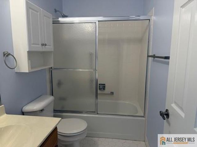 28 Daniel Webster Avenue C, Monroe, NJ 08831