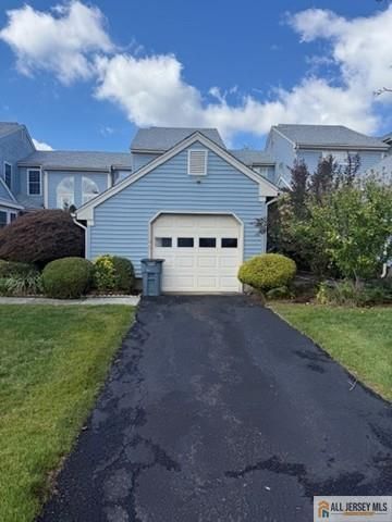 28 Daniel Webster Avenue C, Monroe, NJ 08831