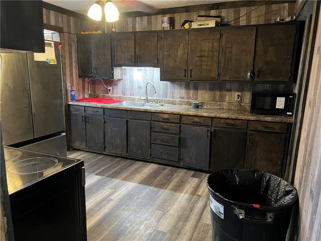 2813 Ward Avenue, Parsons, KS 67357