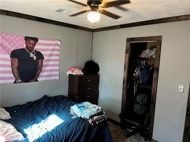 2813 Ward Avenue, Parsons, KS 67357