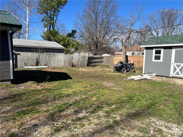 2813 Ward Avenue, Parsons, KS 67357