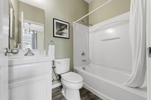 1411 Nevin Plz, Richmond, CA 94801