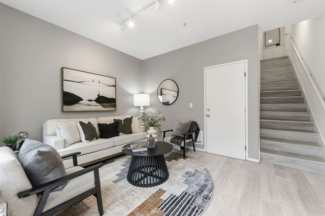 1411 Nevin Plz, Richmond, CA 94801