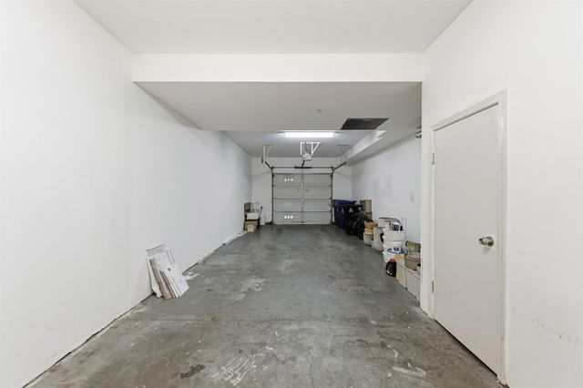 1411 Nevin Plz, Richmond, CA 94801