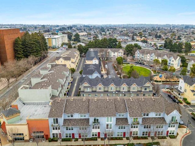 1411 Nevin Plz, Richmond, CA 94801