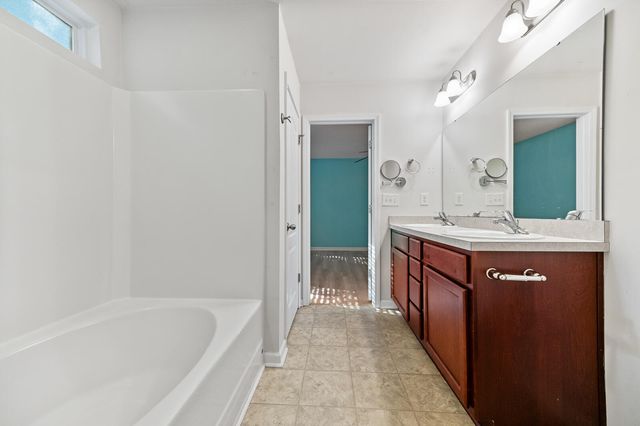 421 Savannah River Drive, Summerville, SC 29485