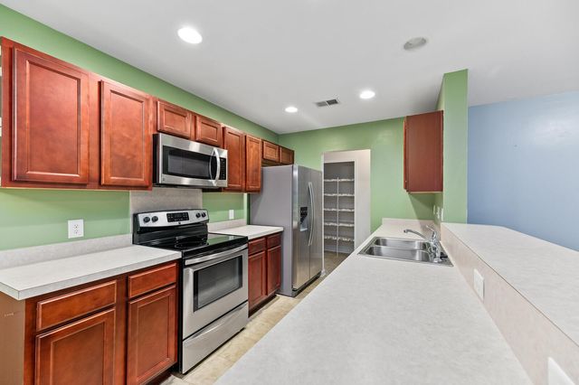 421 Savannah River Drive, Summerville, SC 29485