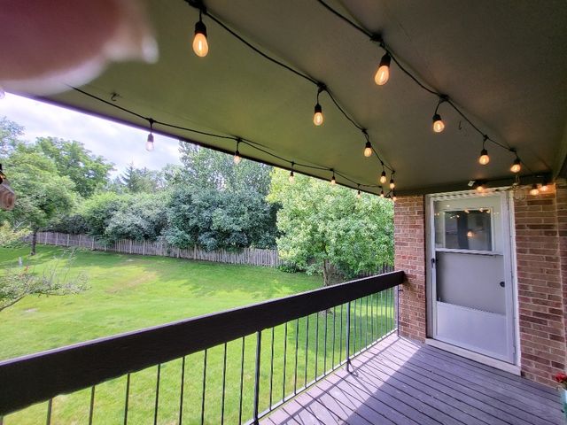 5843 Doe Circle 1, Westmont, IL 60559