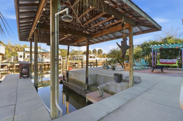 2571 N SENECA POINT, Crystal River, FL 34429