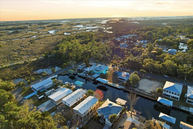 2571 N SENECA POINT, Crystal River, FL 34429