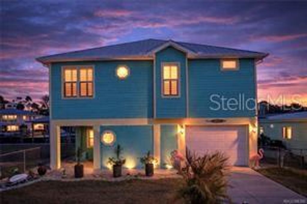 2571 N SENECA POINT, Crystal River, FL 34429