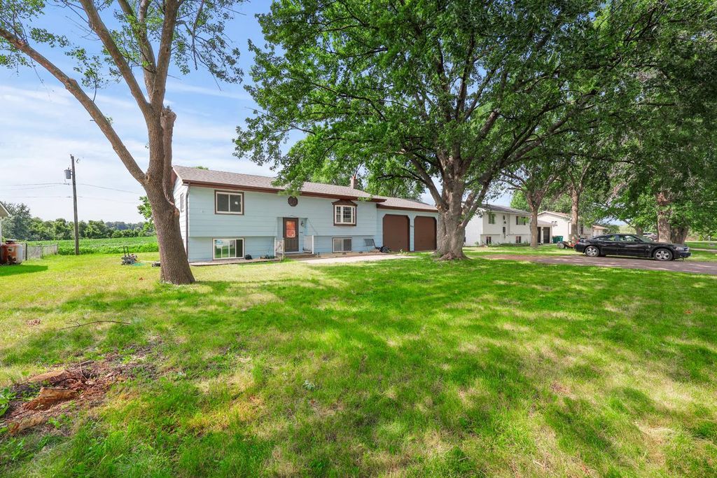 620 Nelson Boulevard, Montrose, MN 55363 — photo 2