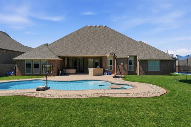 1400 NW 192nd Terrace, Edmond, OK 73012
