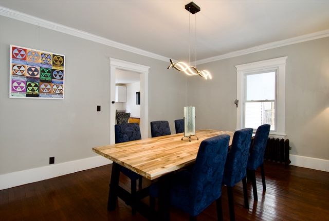 27 Rockland St, Springfield, MA 01118