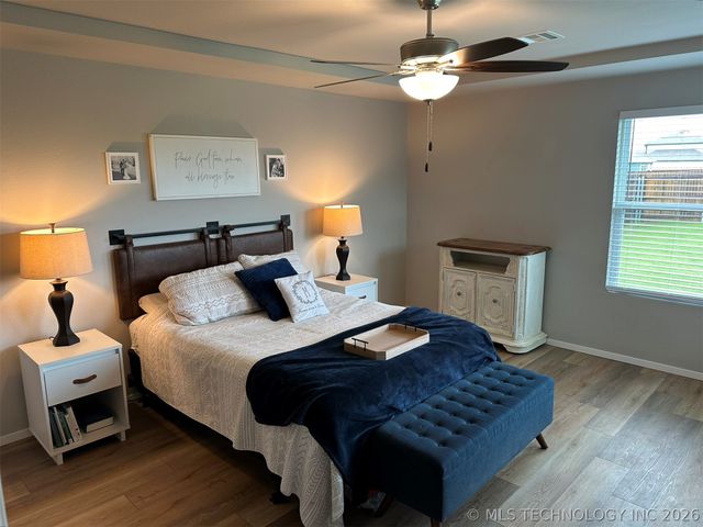 13009 E 124th Street North N, Owasso, OK 74021