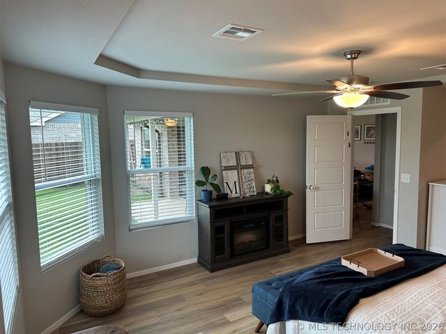 13009 E 124th Street North N, Owasso, OK 74021