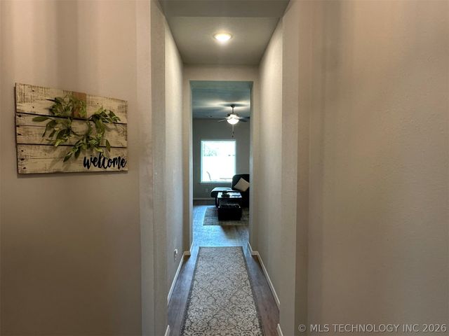 13009 E 124th Street North N, Owasso, OK 74021