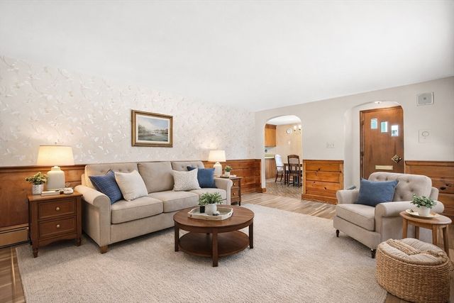 65 Arthur St., Methuen, MA 01844