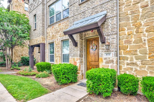 573 W Royal Lane, Irving, TX 75039