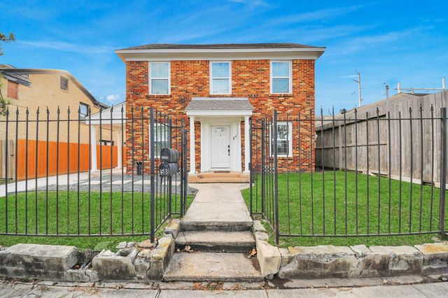 1508 Ridgewood Street A, Houston, TX 77006