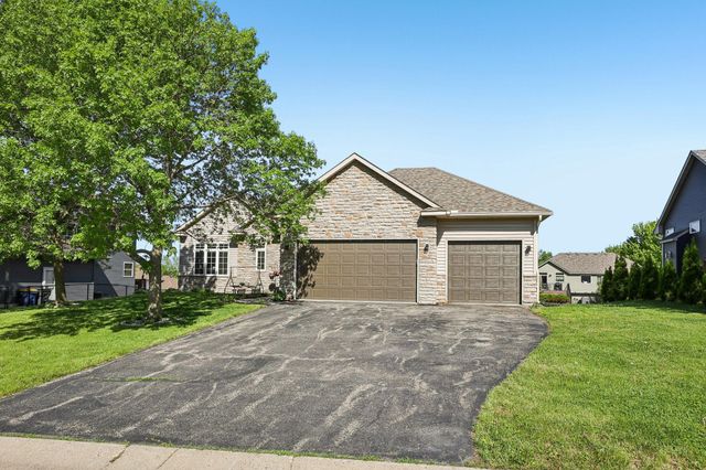 1514 Overlook Drive SE, Lonsdale, MN 55046