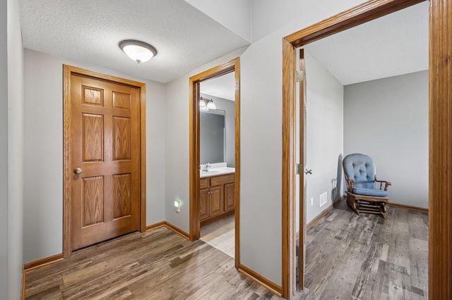 1514 Overlook Drive SE, Lonsdale, MN 55046