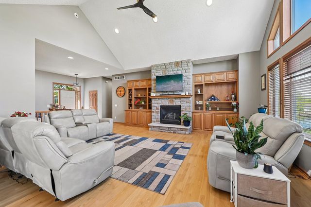 1514 Overlook Drive SE, Lonsdale, MN 55046