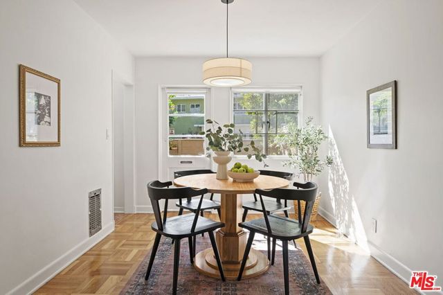 5345 Village, Los Angeles, CA 90016